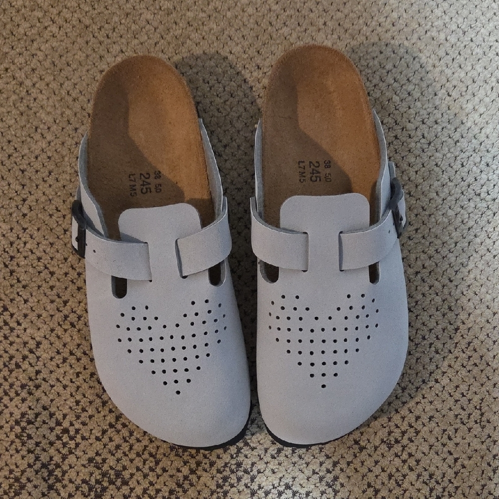 Birki's Grey Perforated Heart Slip-On Clog with Buckle - Picture 3 of 6